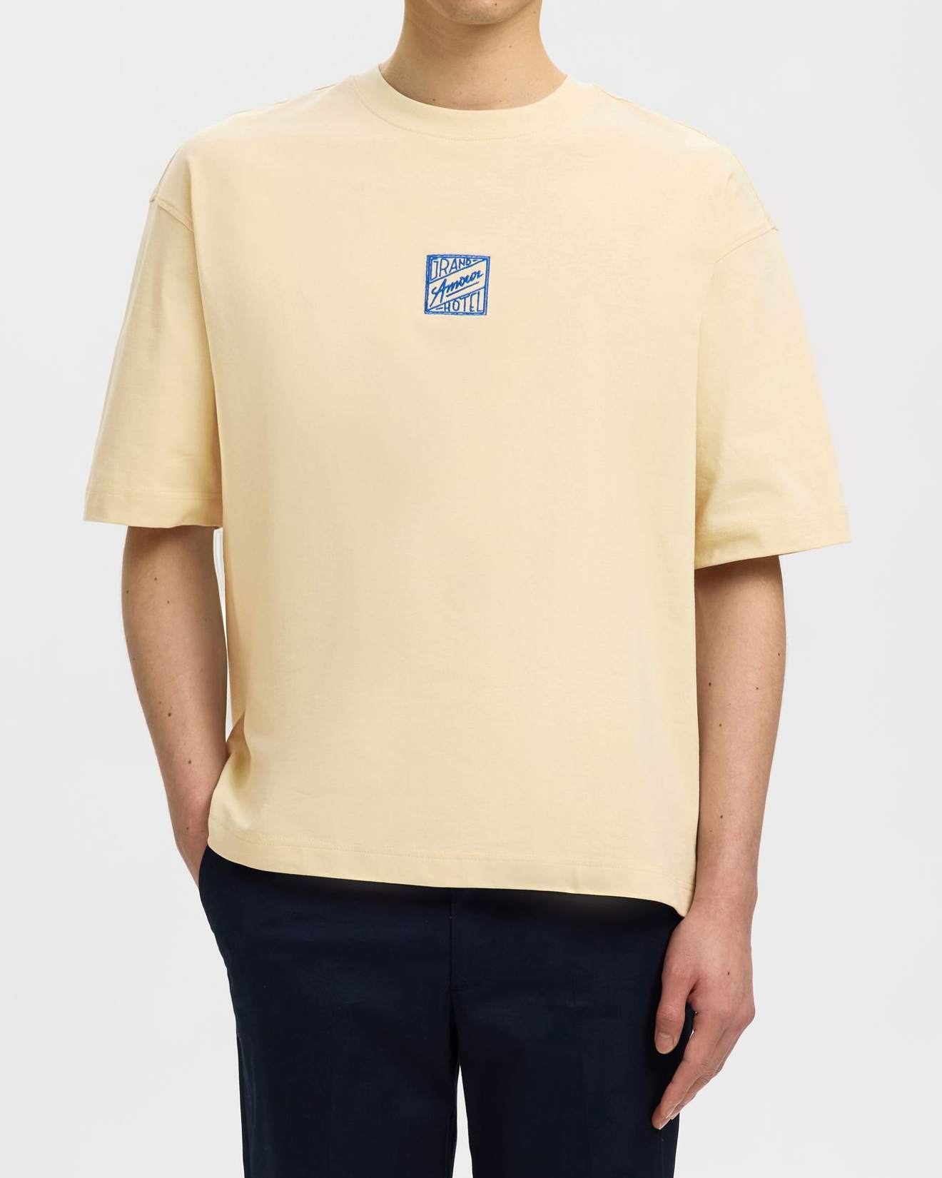 Relax Brock Hotel Amour T-Shirt - Angora