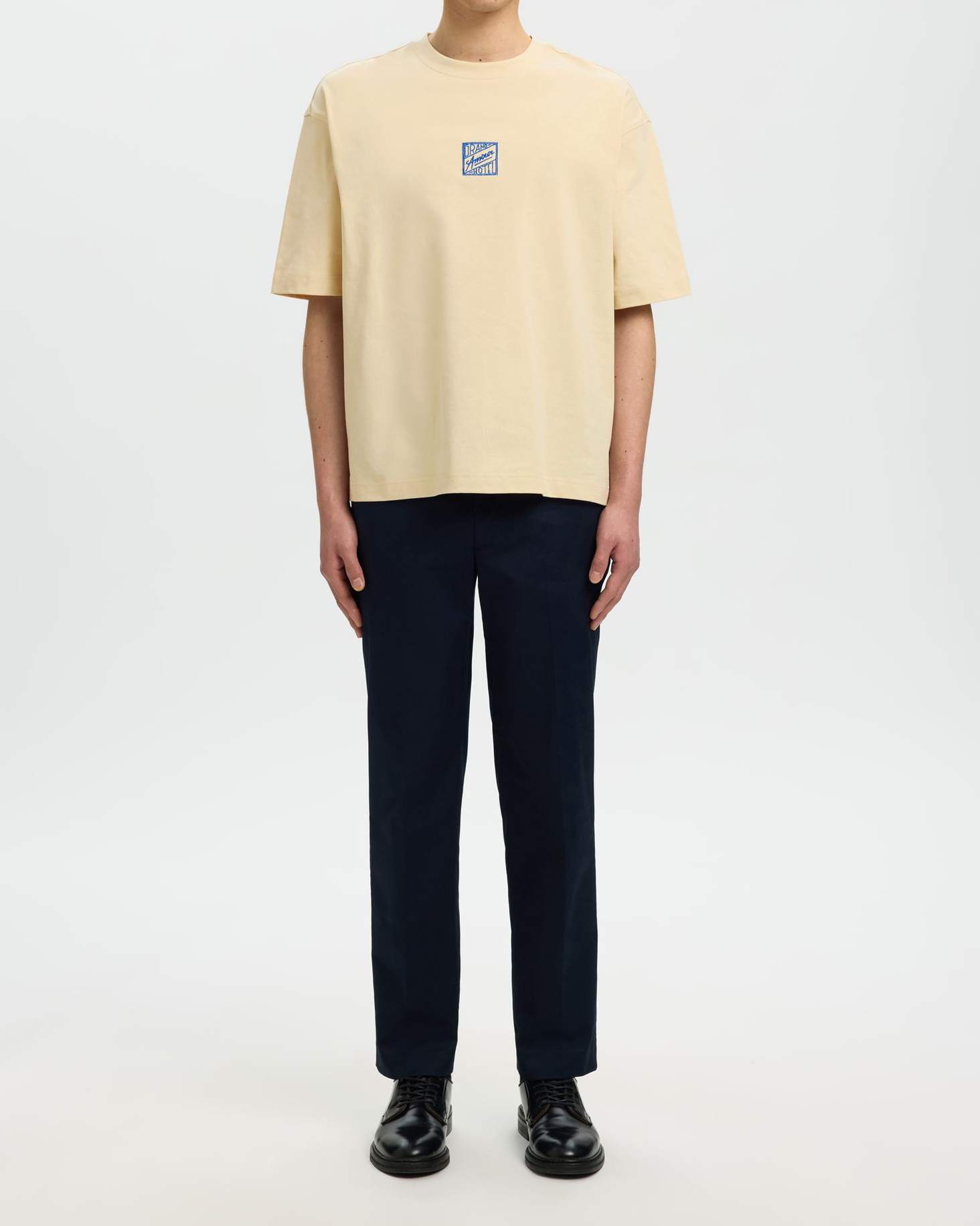 Relax Brock Hotel Amour T-Shirt