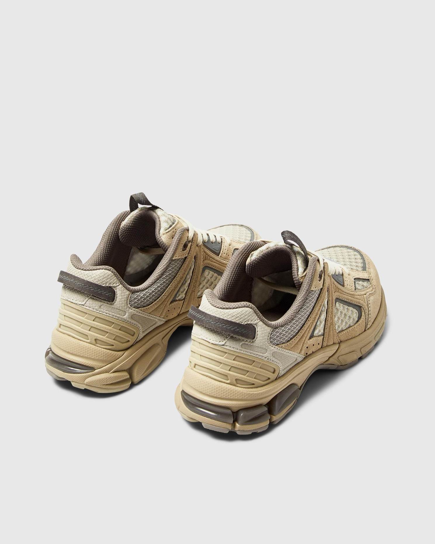 Ronan Sneakers