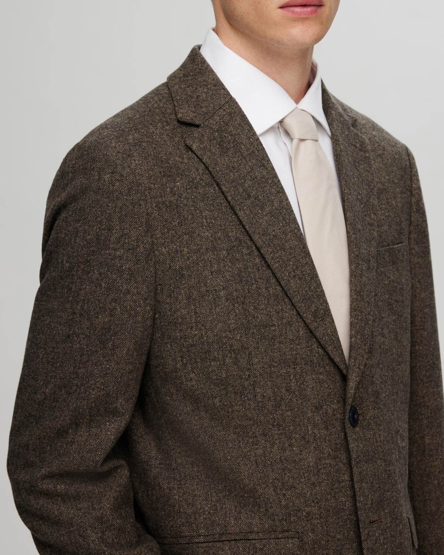 Slim Reed Structure Kavaj