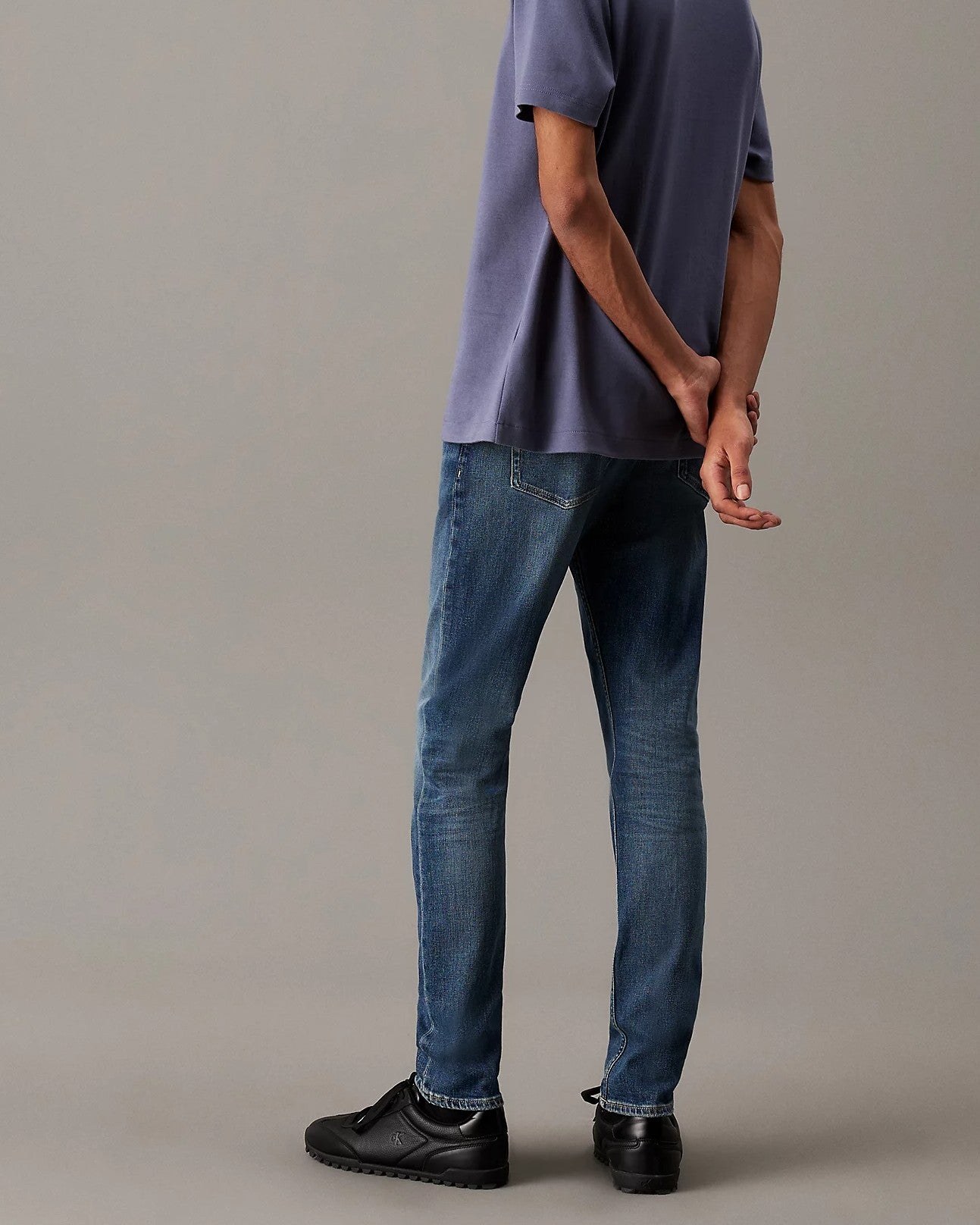 Slim Taper Jeans