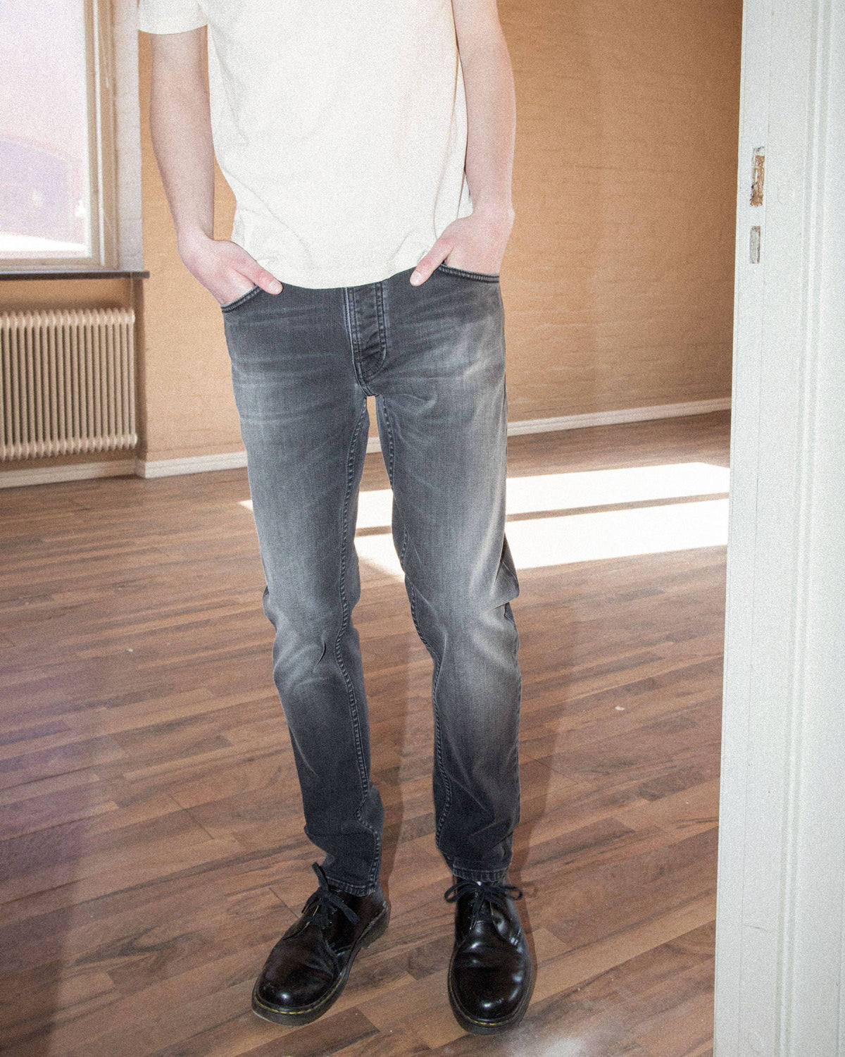Solid Ollie Jeans