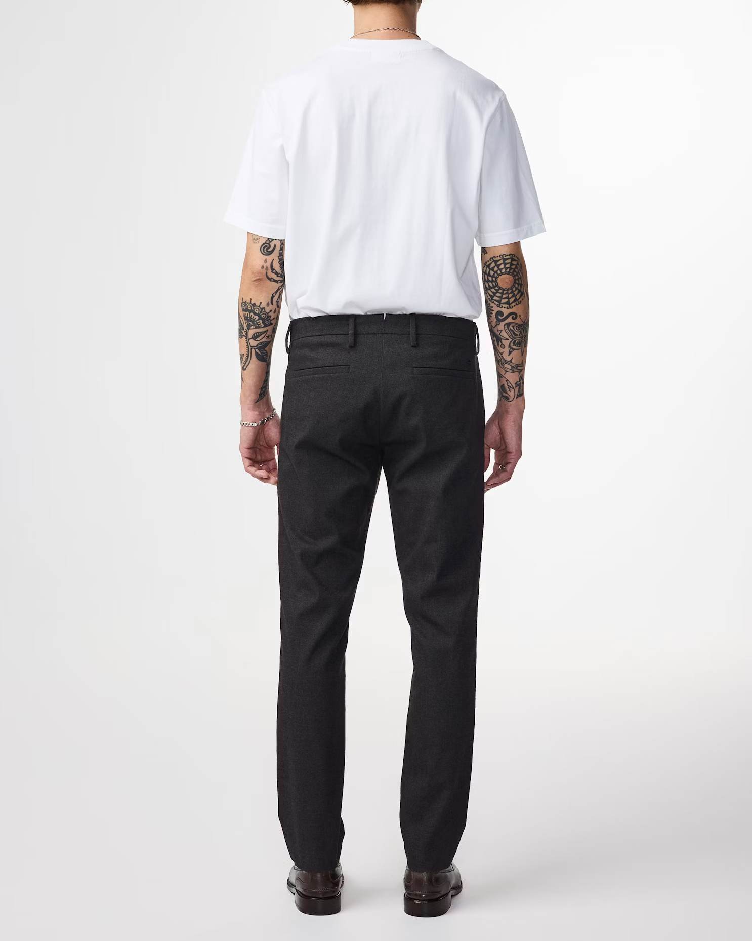 Theo 1067 Chinos